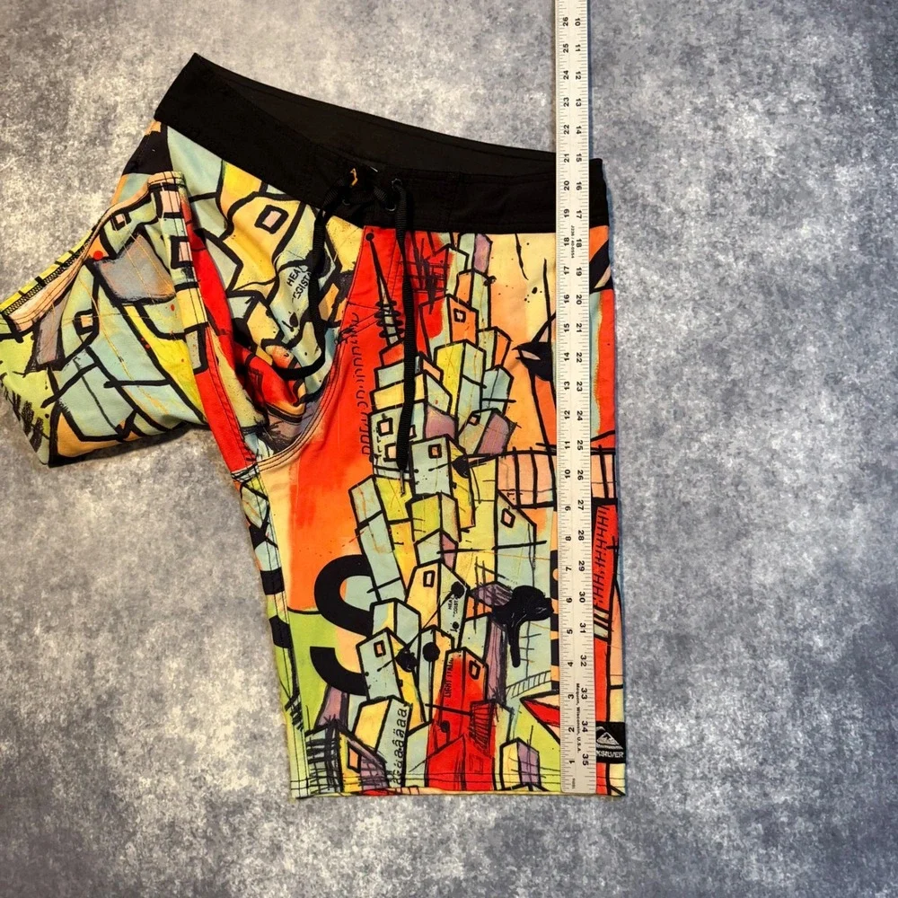Vintage Quiksilver Pro New York‎ Board Shorts Mens 31 Graffiti Art Swim Trunks